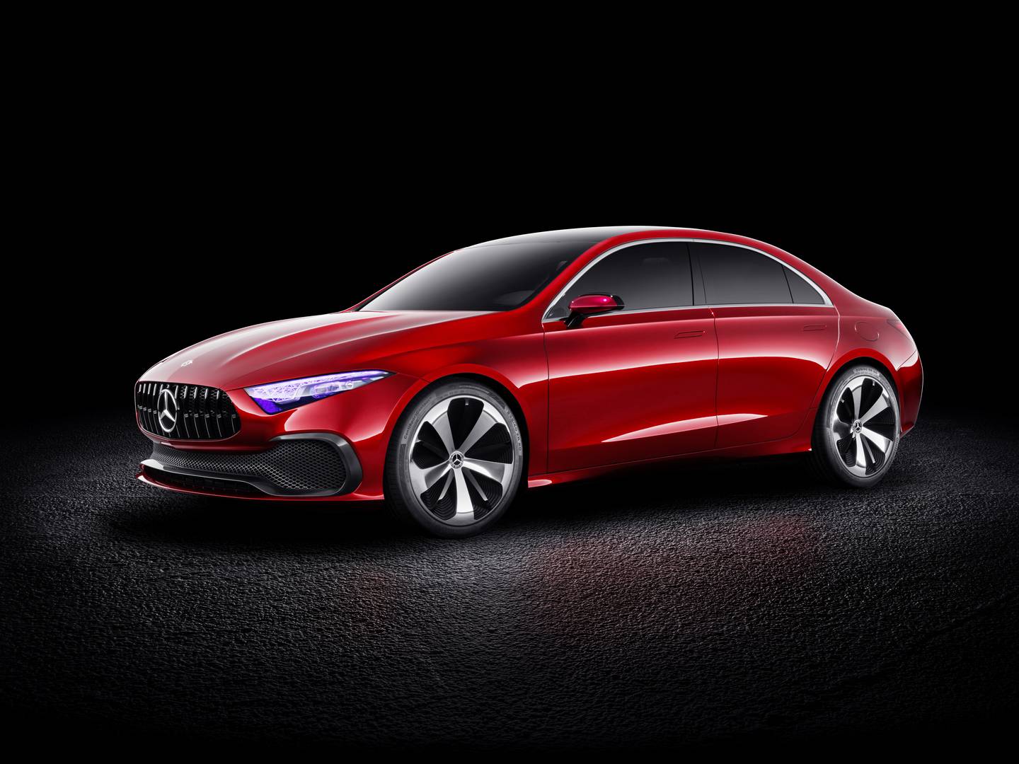 Το Concept A Sedan είναι ο προπομπός των νέων compact Mercedes (vid)