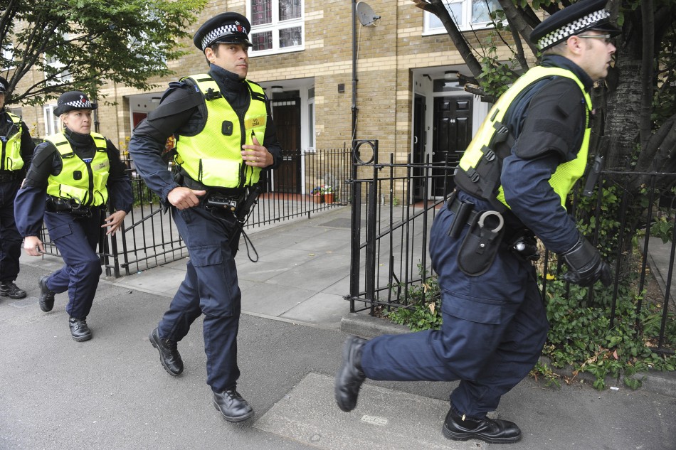 Βρετανία: Σύλληψη πέντε υπόπτων για τρομοκρατία