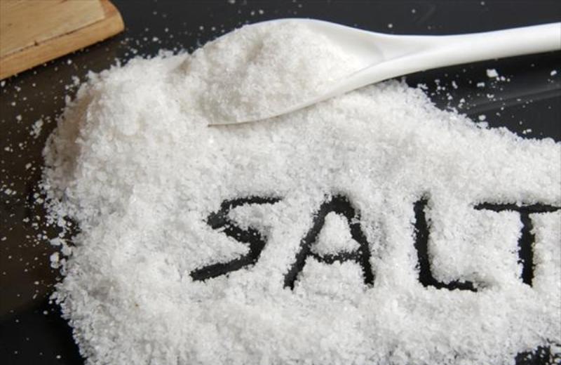 Πόσο αλάτι πρέπει να τρώμε;