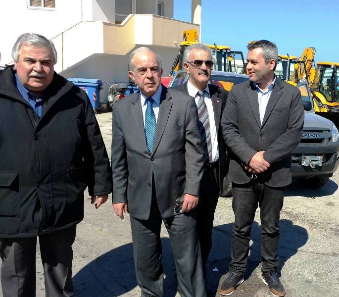 Τρία νέα οχήματα στον στόλο του Δήμου Ηρακλείου  (pics)