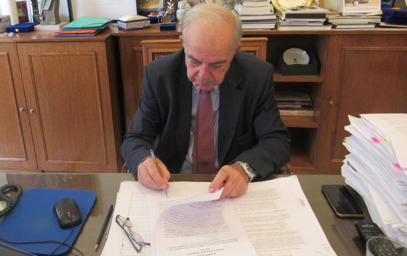 Υπεγράφη η σύμβαση για τη μελέτη ελέγχου της πρώην Παιδαγωγικής Ακαδημίας Ηρακλείου από το Δήμο Ηρακλείου (pics) 