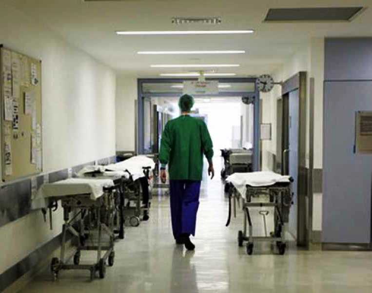 Στη δημοσιότητα η προκήρυξη για τις θέσεις διοικητών και αναπληρωτών στα νοσοκομεία