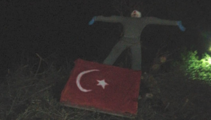 Έκαψαν την τουρκική σημαία μαζί με τον Ιούδα σε χωριό των Χανίων (φωτο)
