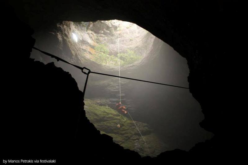 Στα Χανιά βρίσκεται ένα από τα βαθύτερα σπήλαια της Ελλάδας (pics)