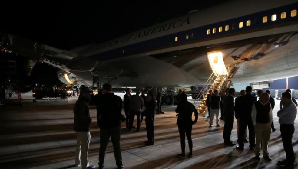 Στη Σούδα υπό άκρα μυστικότητα το Air Force One με τον Τράμπ