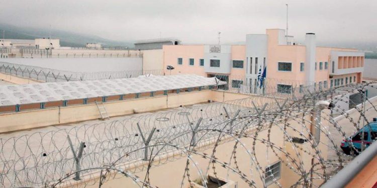 Κινητοποιήσεις κρατουμένων σε Χανιά και Δομοκό