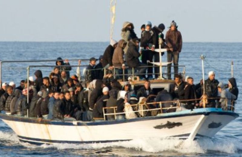 Νέο κύμα παράνομων μεταναστών από τα τουρκικά παράλια στη Σάμο