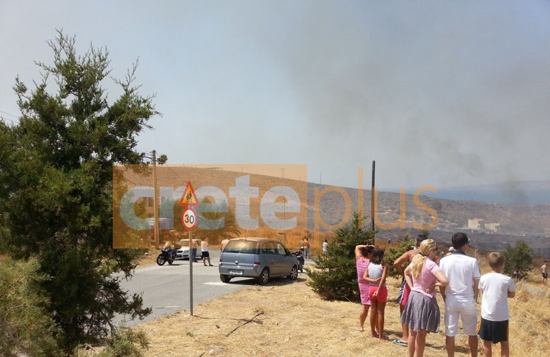 Στη μάχη με τις φλόγες οι πυροσβέστες: Πύρινα μέτωπα σε Προφήτη Ηλία και Κοκκίνη Χάνι! (pics)