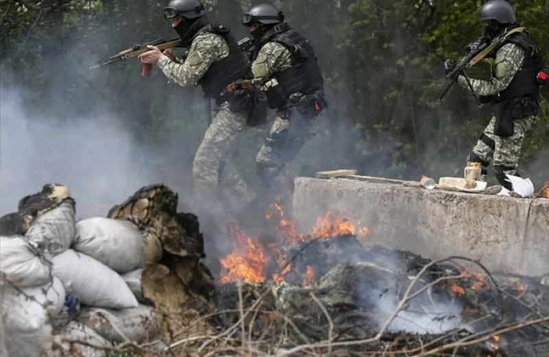 Μαίνονται οι μάχες στην Ουκρανία με 17 νεκρούς