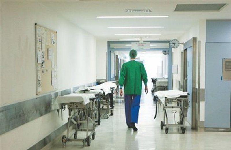 Κραυγή αγωνίας από γιατρούς και νοσηλευτές για την οριακή κατάσταση στα νοσοκομεία