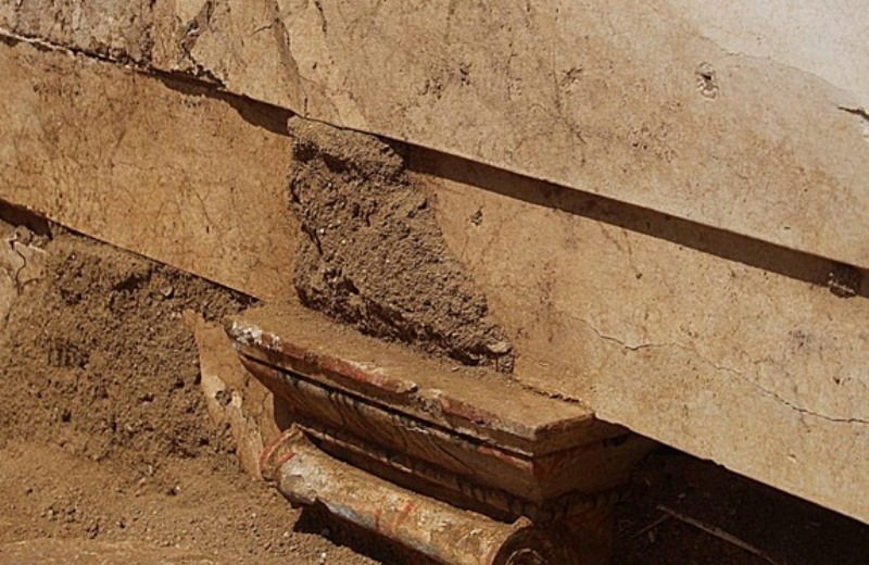 Σε πλήρη εξέλιξη οι ανασκαφές στην αρχαία Αμφίπολη-Εντυπωσιακά ευρήματα!(pics)