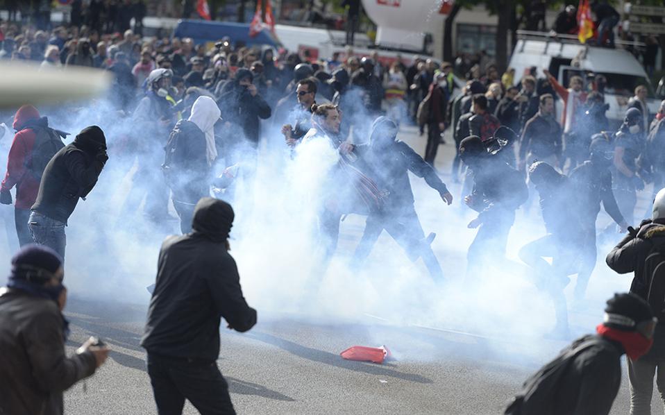 Γαλλία: Βίαιες συγκρούσεις πυροδότησε το εργασιακό νομοσχέδιο