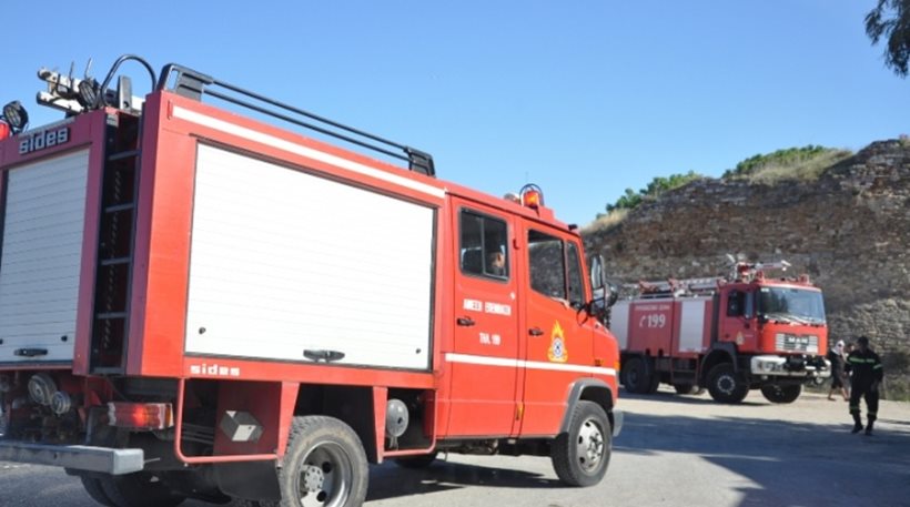 Πυρκαγιά στα Λατομεία στο Μαρκόπουλο