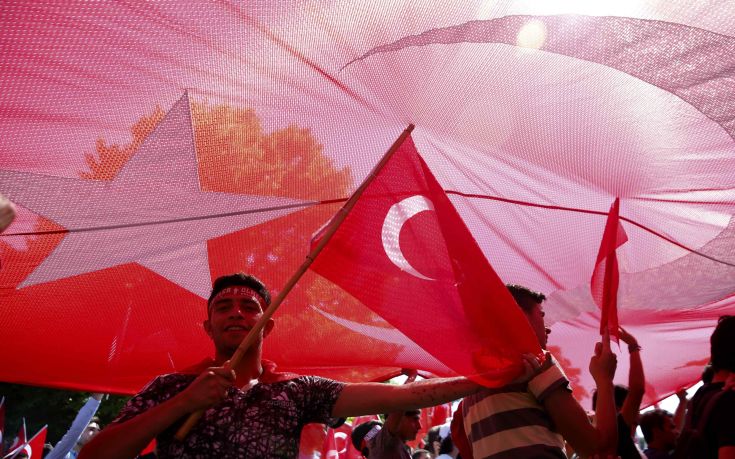 Θανατική ποινή μετά από δημοψήφισμα μελετά η Τουρκία
