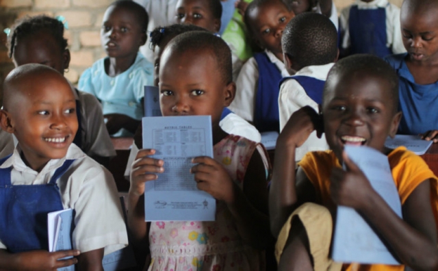 Ηράκλειο: Ταξιδεύουν στην Ουγκάντα για να βοηθήσουν 600 παιδιά!-εικόνες