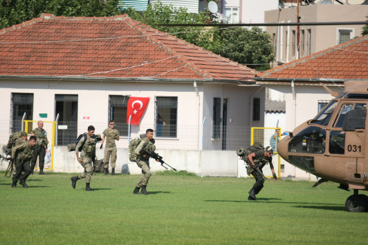 Παραιτήθηκαν δύο σημαντικοί στρατηγοί του τουρκικού στρατού