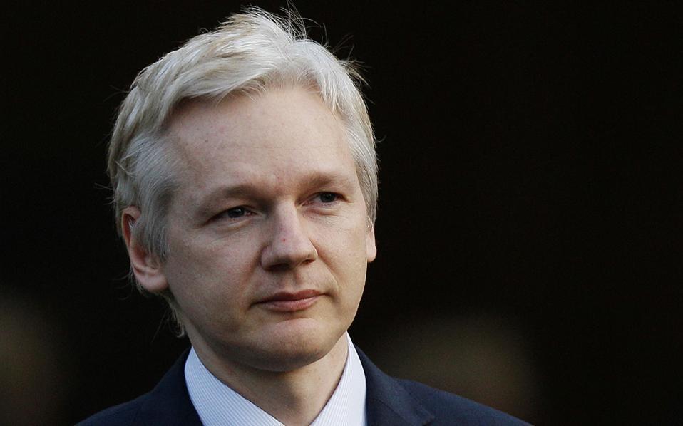 Οι ΗΠΑ ετοιμάζουν την κατάθεση μήνυσης εναντίον του ιδρυτή της WikiLeaks, Άσαντζ