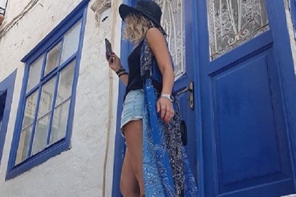 Η Μελίνα Ασλανίδου περνάει όμορφα στα Χανιά και το δείχνει (φωτο)