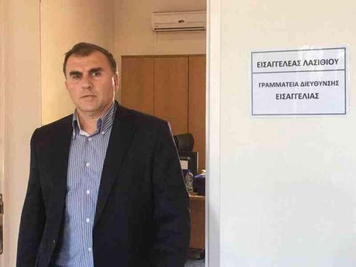 Δήμαρχος στην Κρήτη κάνει μήνυση στο Υπουργείο για τα προβληματα στο νοσοκομείο... 