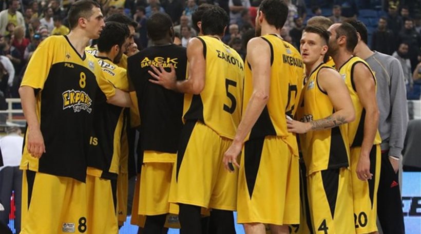 Η FIBA ζητά την επιβολή κυρώσεων από την ΕΟΚ στην ΑΕΚ