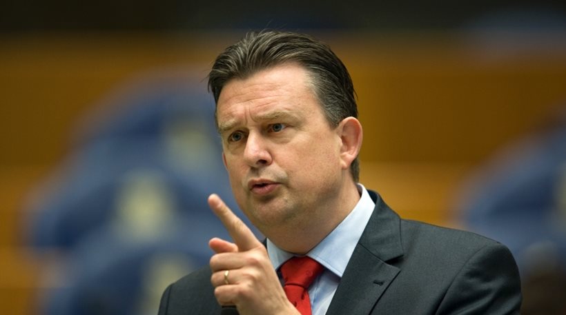 Την παραίτηση Ντάισελμπλουμ από το Eurogroup ζητούν οι σοσιαλιστές στην Ολλανδία