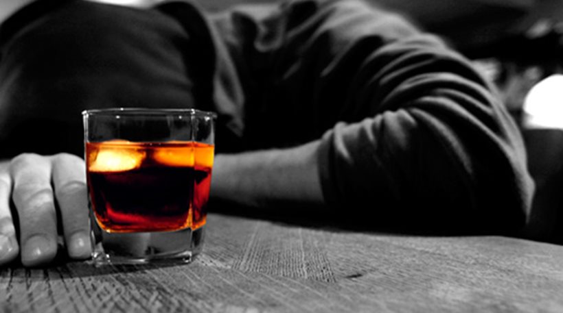 Έρευνα: Το αλκοόλ αυξάνει τον κίνδυνο για καρκίνο του προστάτη