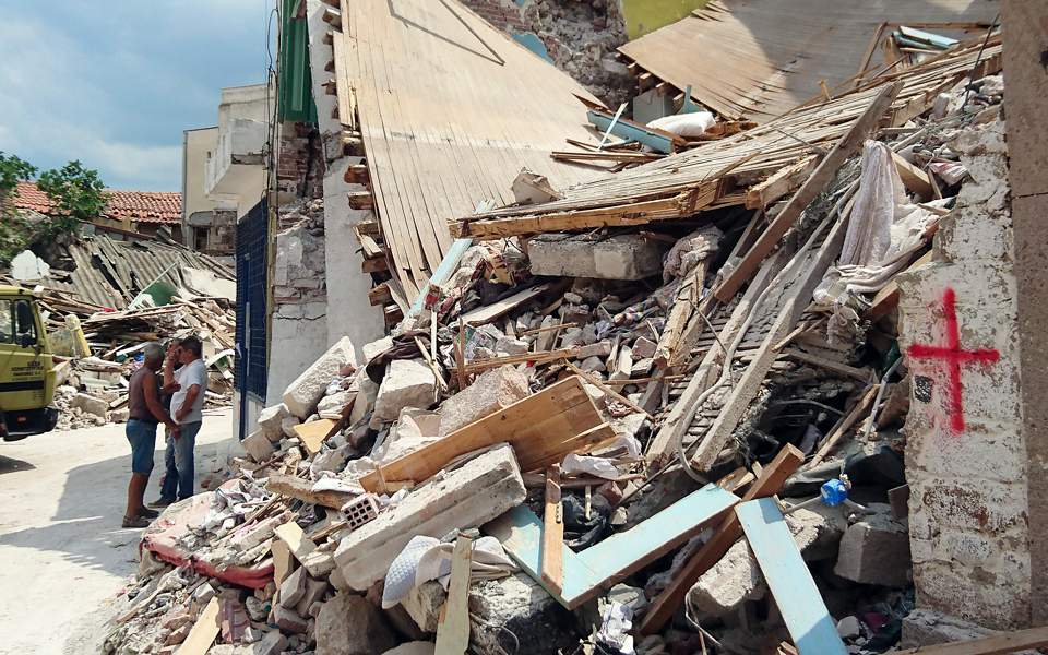 Μέτρα στήριξης σεισμόπληκτων στη Λέσβο