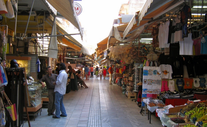 Υποτονική η κίνηση την Κυριακή στην αγορά του Ηρακλείου - Ελπίδα για ανάκαμψη οι...εκπτώσεις 