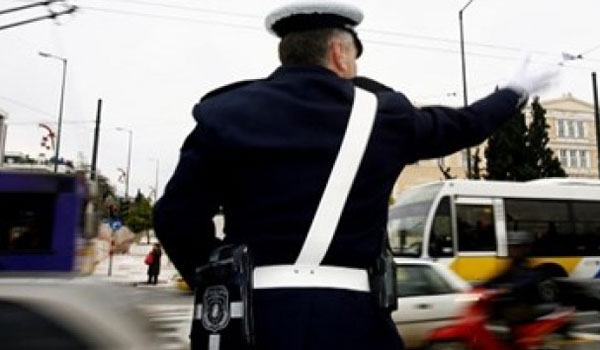 Αυξημένα μέτρα της τροχαίας στην Κρήτη ενόψει της 28ης Οκτωβρίου