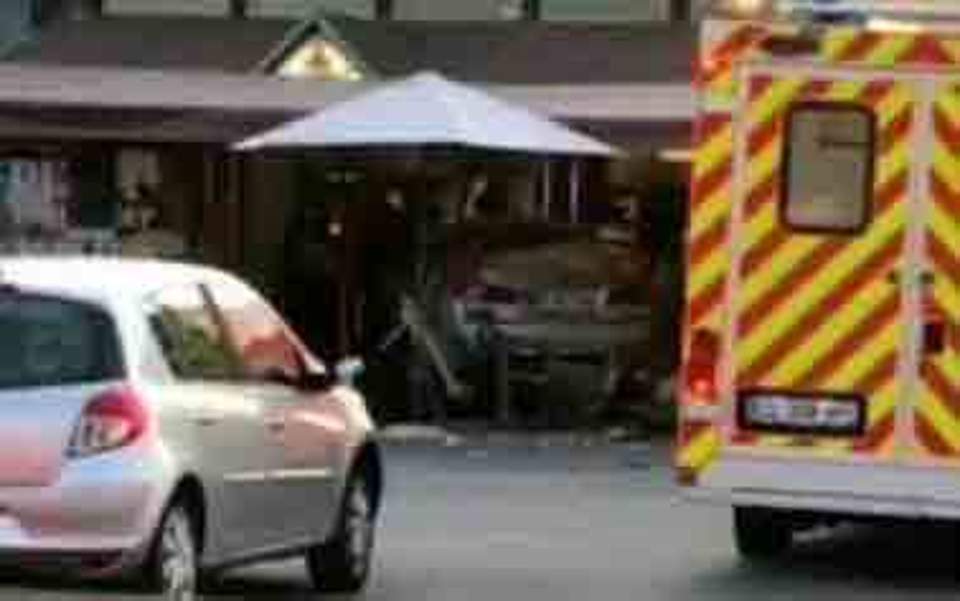Παρίσι: Αυτοκίνητο έπεσε σε εξωτερικό χώρο πιτσαρίας - Νεκρό ένα 8χρονο κορίτσι 