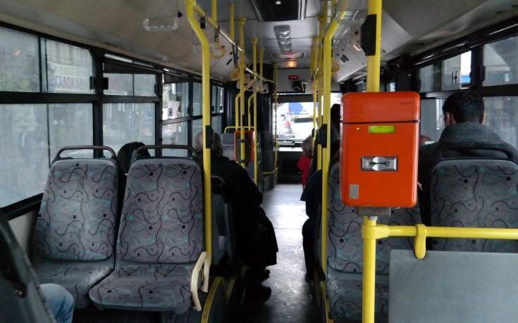 Λεωφορείο με μαθητές συγκρούστηκε με ΙΧ στην Κρήτη-εικόνες