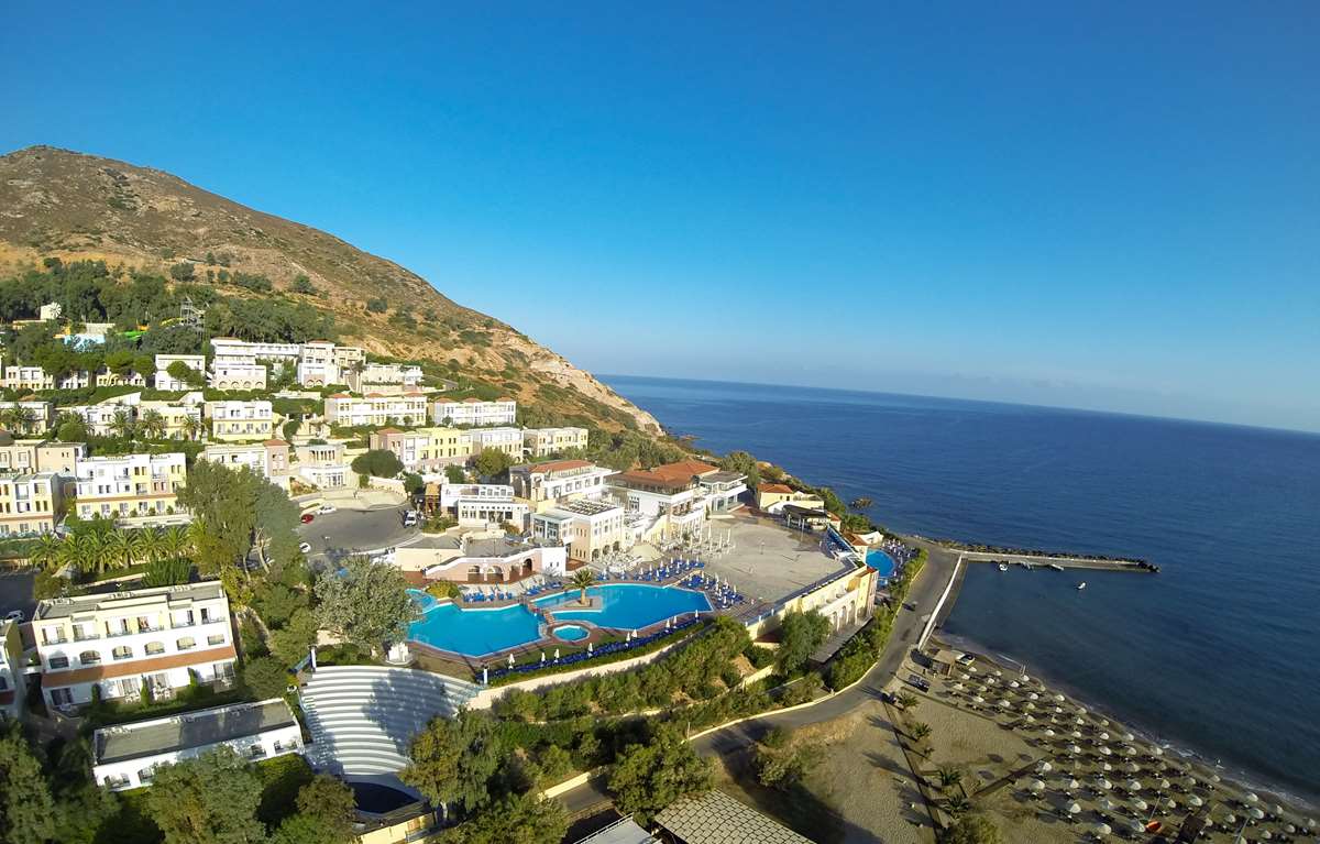 Στα καλύτερα ξενοδοχεία της Κρήτης το Fodele Beach & Water Park Holiday Resort 