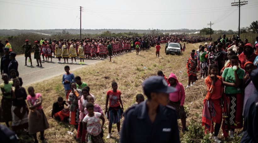 Σουαζιλάνδη: Στα 65 έφτασαν τα νεκρά κορίτσια του αιματηρού τροχαίου