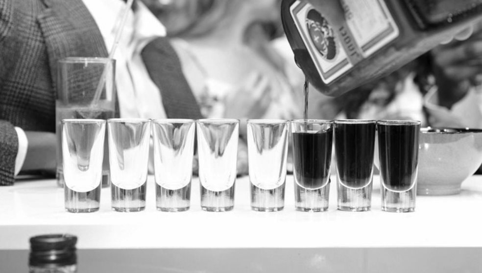 Αλκοόλ: Αυτή η μάστιγα και τα προβλήματα που προκαλεί, μέσα σε ένα σεμινάριο