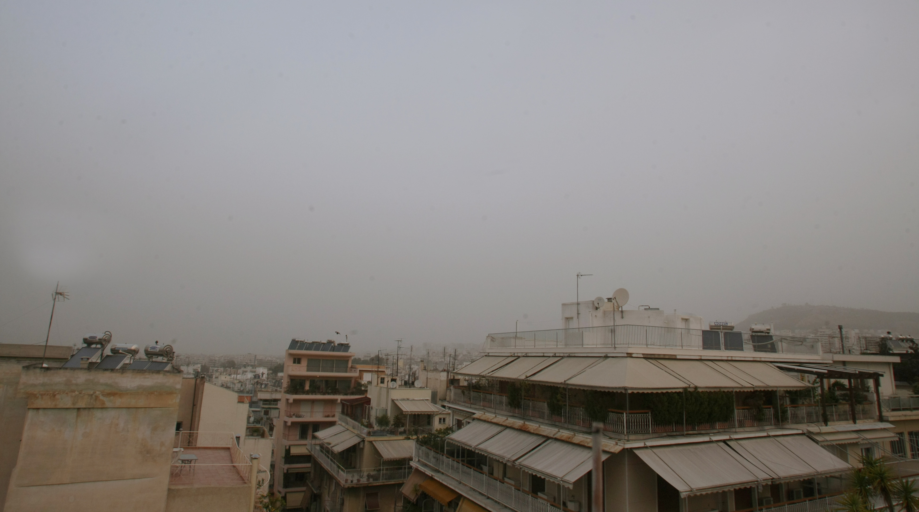 Η αφρικανικη σκόνη επισκέπτεται την Κρήτη- Τι συμβαίνει με την ατμοσφαιρική ρύπανση 