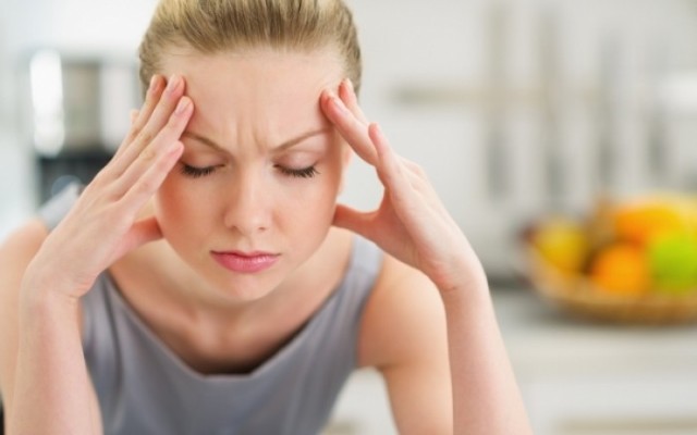 Πέντε τρόποι για να σταματήσετε τον πονοκέφαλο χωρίς φάρμακα 