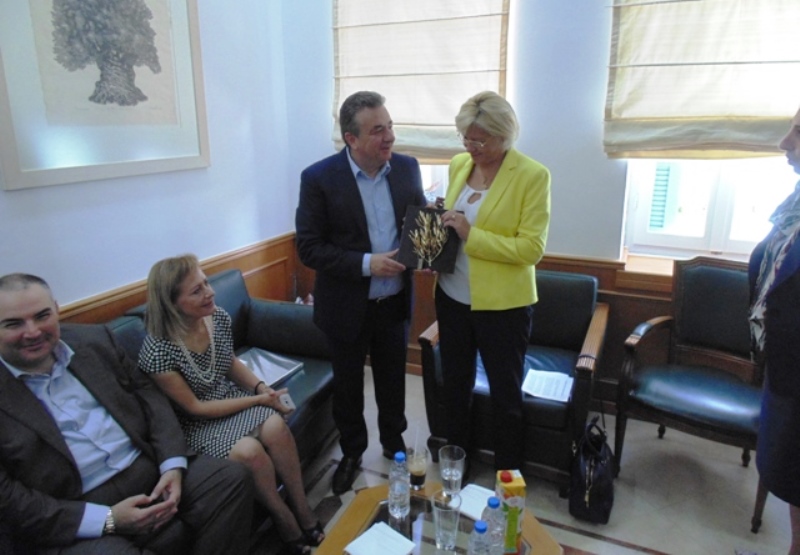 Εντυπωσιασμένη από την πορεία του ΕΣΠΑ στην Κρήτη η Επίτροπος Corina Cretu - Έρχονται νέα κονδύλια