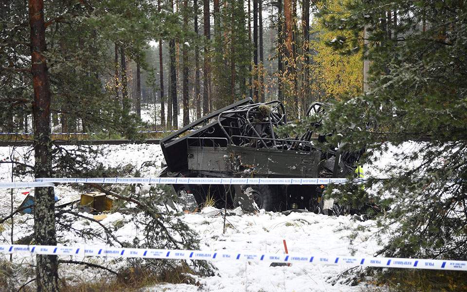 Φινλανδία: Τέσσερις νεκροί από τη σύγκρουση τρένου με στρατιωτικό όχημα