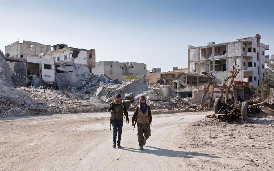 Στην επαρχία Ντέιρ αλ - Ζορ προωθούνται για πρώτη φορά οι Δημοκρατικές Δυνάμεις της Συρίας