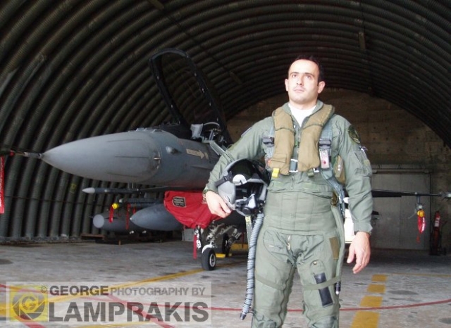 Κρήτη: Τιμούν τον Σμηναγό Κώστα Ηλιάκη - Ονομασία δρόμου και πτήση F-16