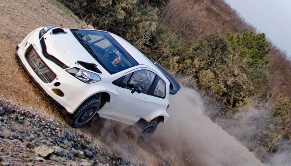   Νέο Yaris WRC: Το δοκίμασαν, το «έλιωσαν» και το… έστειλαν