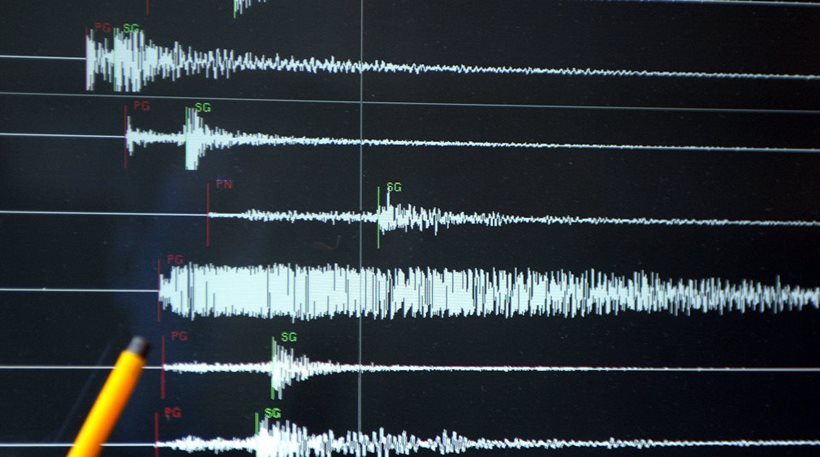 Σεισμός 6,6 βαθμών της κλίμακας Ρίχτερ στην Ινδονησία 