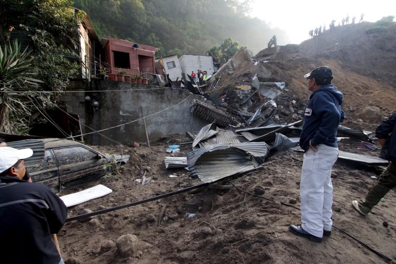 Στους 220 οι νεκροί από την φονική κατολίσθηση στη Γουατεμάλα