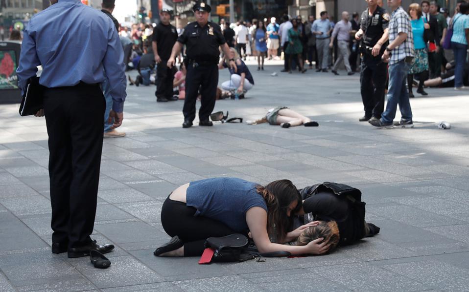 Οχημα χτύπησε πεζούς στη Νέα Υόρκη - μια νεκρή και 19 τραυματίες