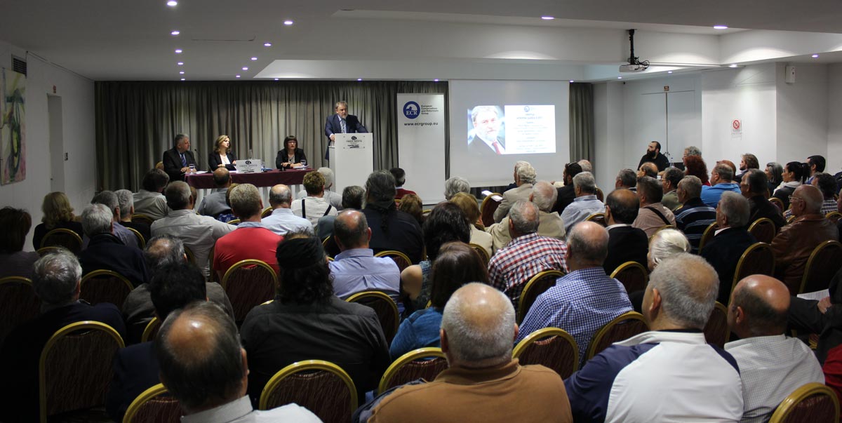 Καταμεστη η αιθουσα στην ομιλία του Νότη Μαριά για τα κόκκινα δάνεια στο Ηράκλειο 