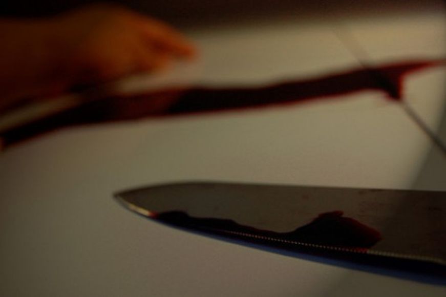 Σοκ σε ξενοδοχείο στο «Ελευθέριος Βενιζέλος»: 19χρονος μαχαίρωσε τη μητέρα του