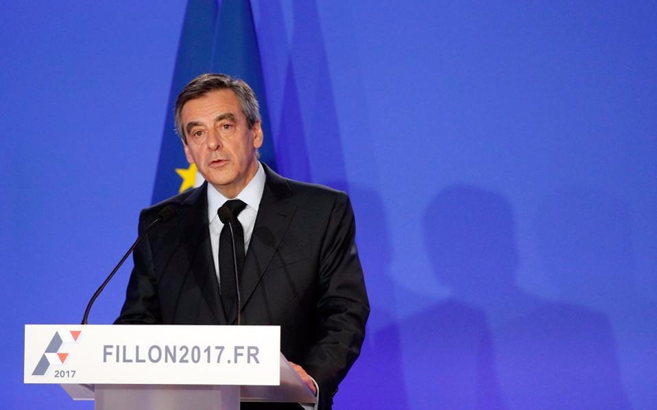 Παραίτηση Φιγιόν θέλουν 2 στους 3 Γάλλους σύμφωνα με δημοσκόπηση